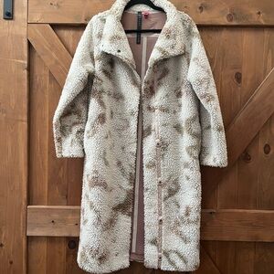 Lululemon Athletica Lab Textured Fleece Coat in Diamond Dye Light Ivory